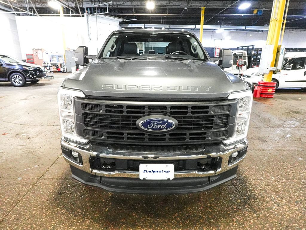 Used 2023 Ford F350 XL w/ FX4 Off-Road Package AWD/4WD image 2