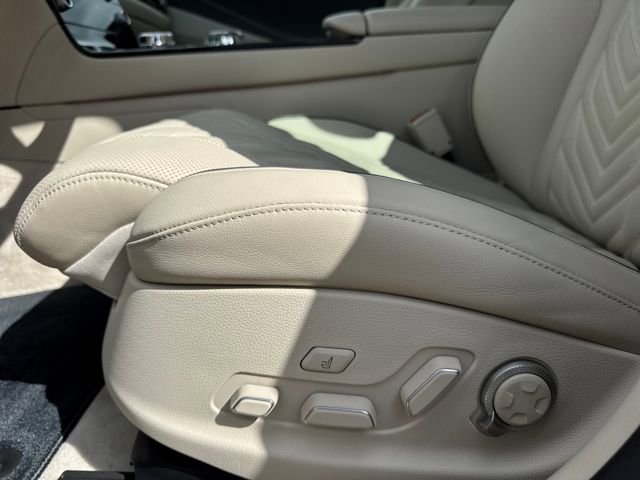 Used 2025 Genesis G80 3.5T Sport image 14