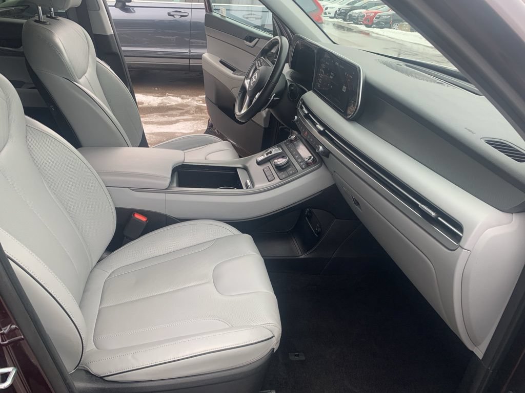 Used 2025 Hyundai Palisade SEL image 17