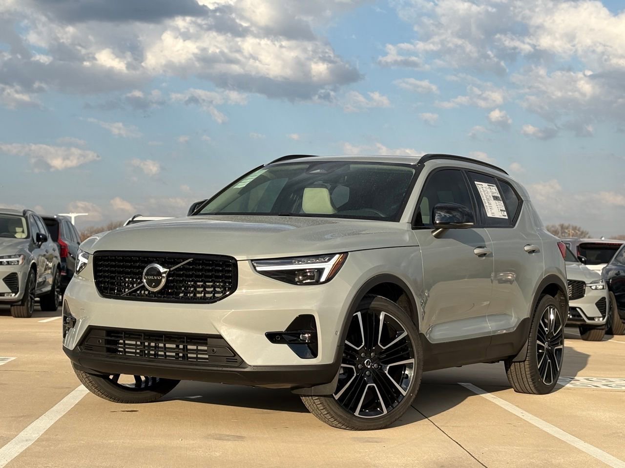New 2026 Volvo XC40 B5 Plus w/ Protection Package Premier