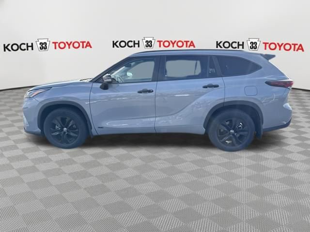 Used 2024 Toyota Highlander XLE image 4