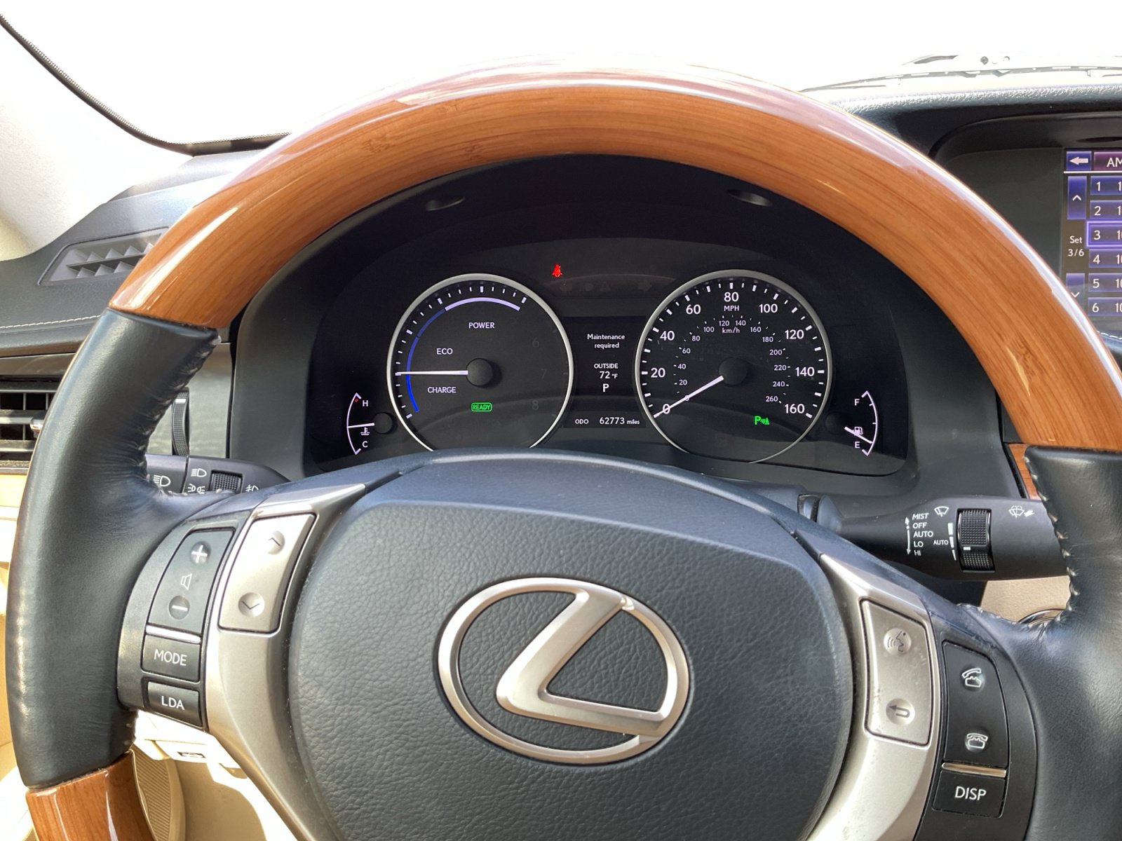 Used 2014 Lexus ES 300h FWD image 10