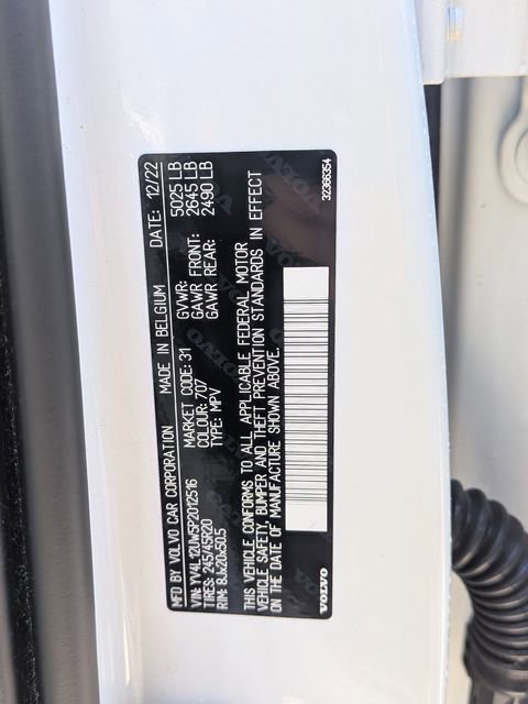 Used 2023 Volvo XC40 B5 Plus w/ Driver Assist Package image 11