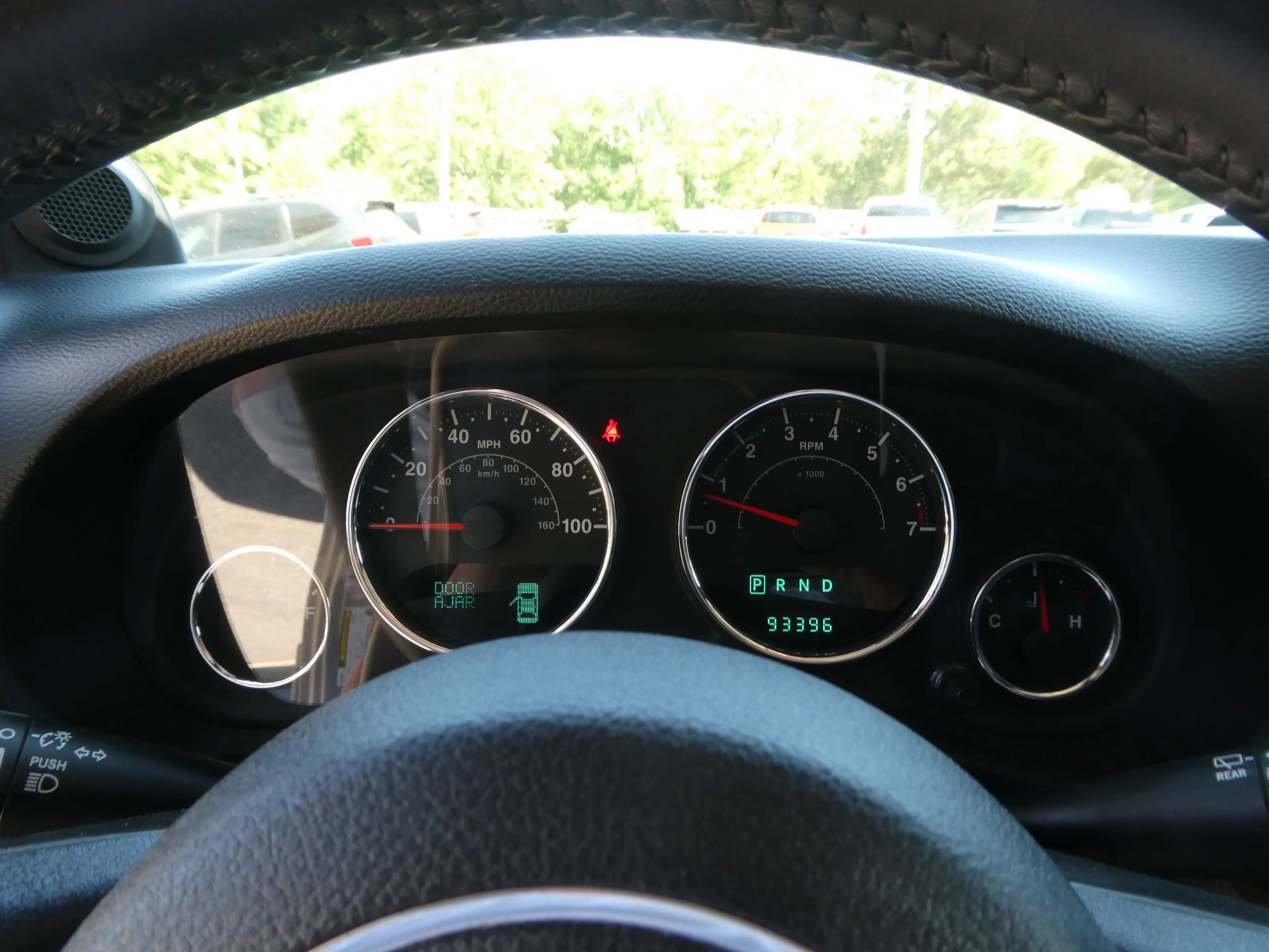 Used 2013 Jeep Wrangler Unlimited Rubicon w/ Connectivity Group AWD/4WD image 17