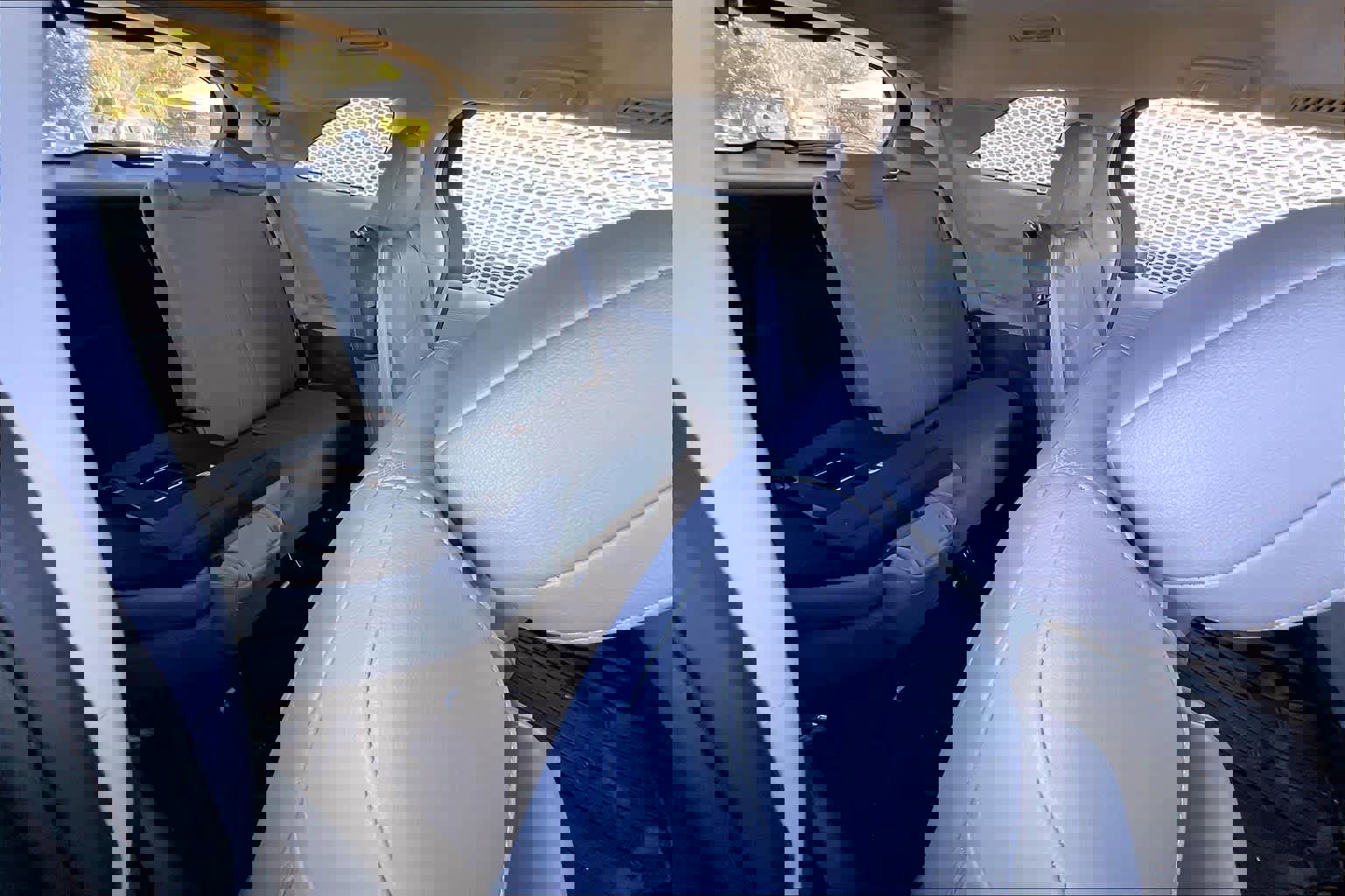 Used 2022 Toyota Sienna XLE image 18