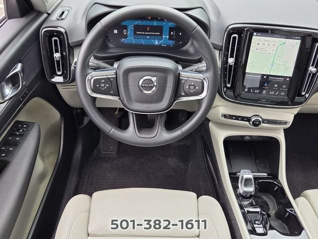 Used 2024 Volvo XC40 B5 Plus AWD/4WD image 12
