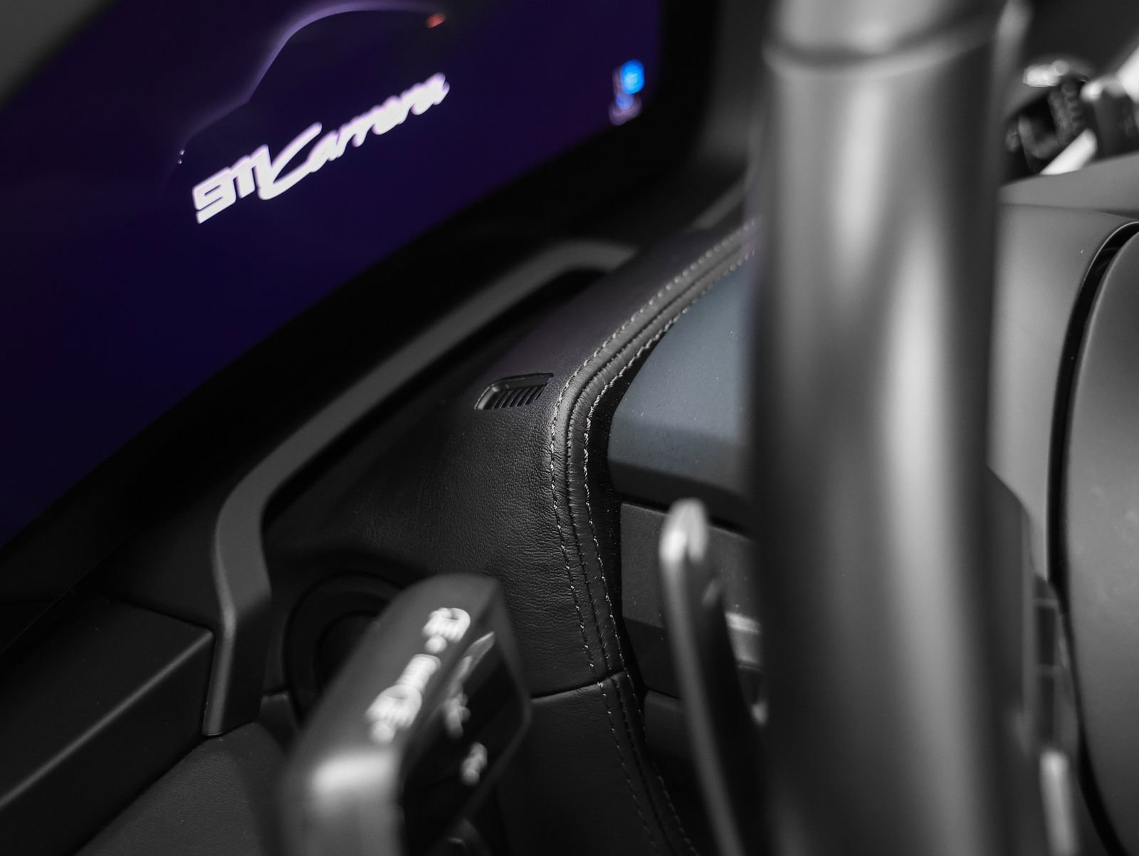 Certified 2025 Porsche 911 Carrera image 41