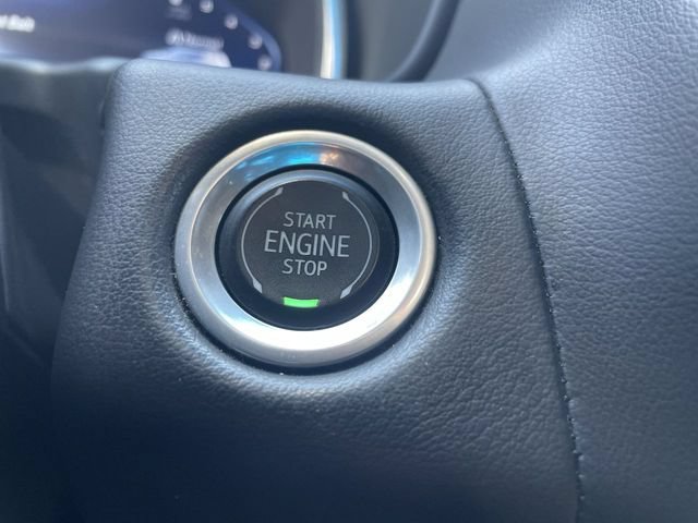 Used 2022 Chevrolet Tahoe RST w/ Luxury Package RWD image 16