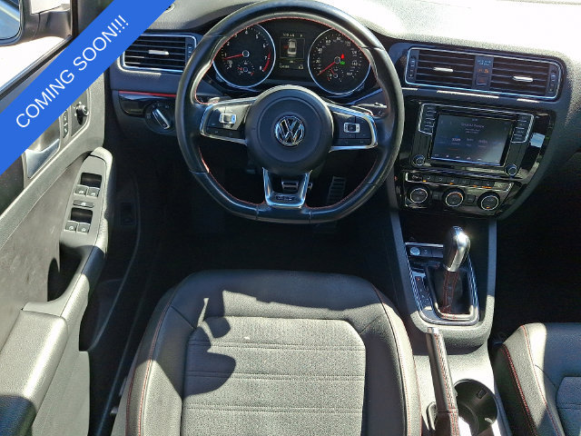 Used 2016 Volkswagen Jetta GLI SE FWD image 16
