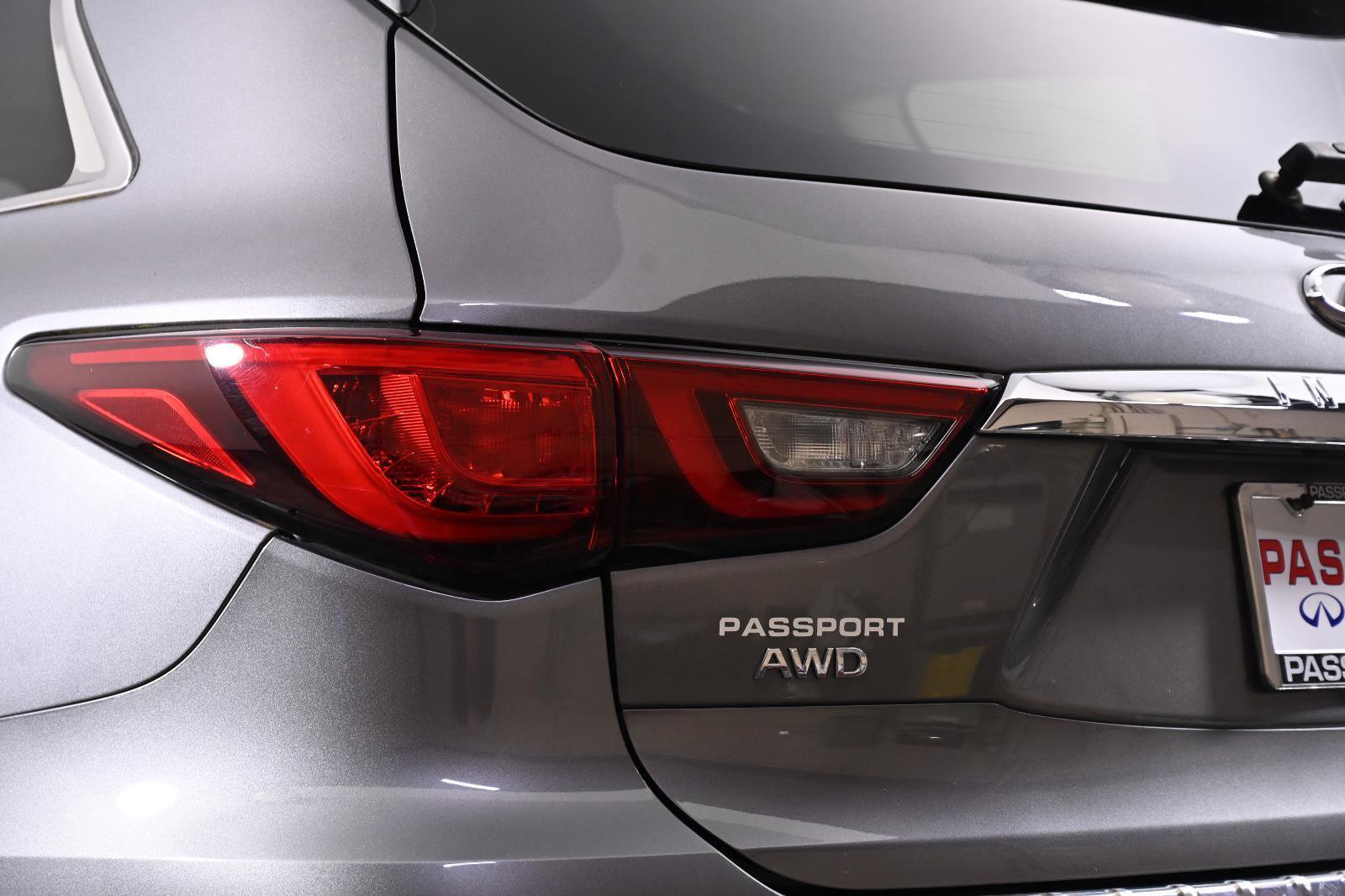 Used 2020 INFINITI QX60 Luxe w/ Essential Package image 12