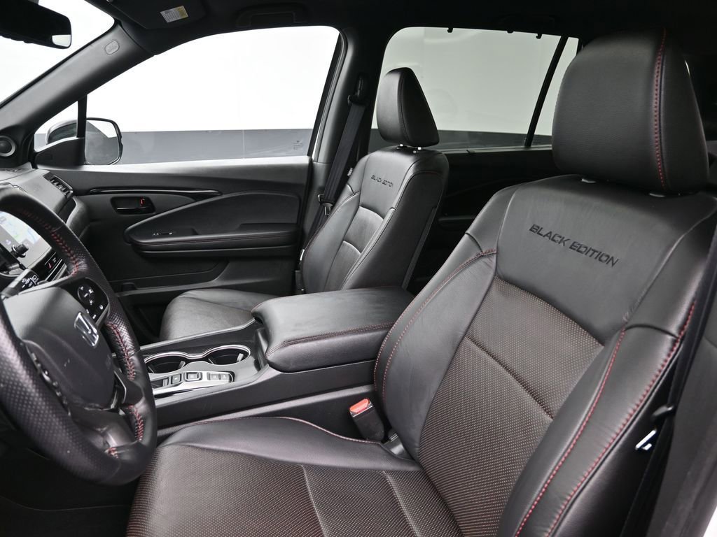 Used 2024 Honda Passport Black Edition image 22