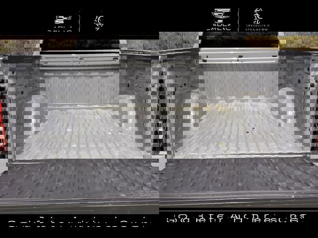 Used 2024 GMC Sierra 1500 Elevation image 29