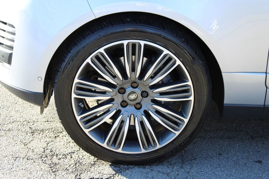 Used 2019 Land Rover Range Rover Supercharged image 40