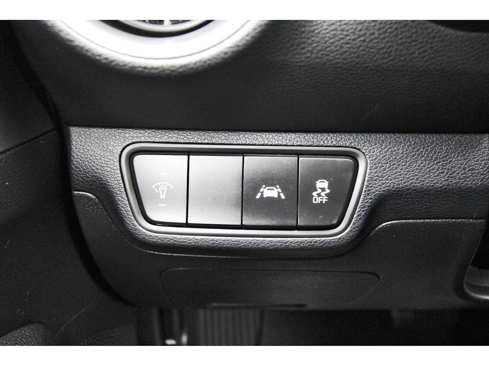 Used 2021 Kia Forte LXS FWD image 19