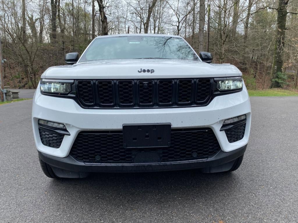 New 2024 Jeep Grand Cherokee Limited w/ Luxury Tech Group II AWD/4WD image 10