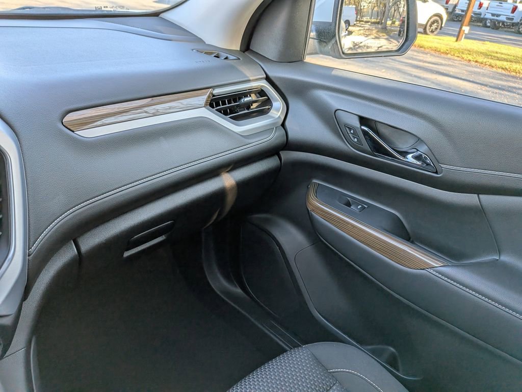 Used 2023 GMC Acadia SLE w/ Driver Convenience Package image 18