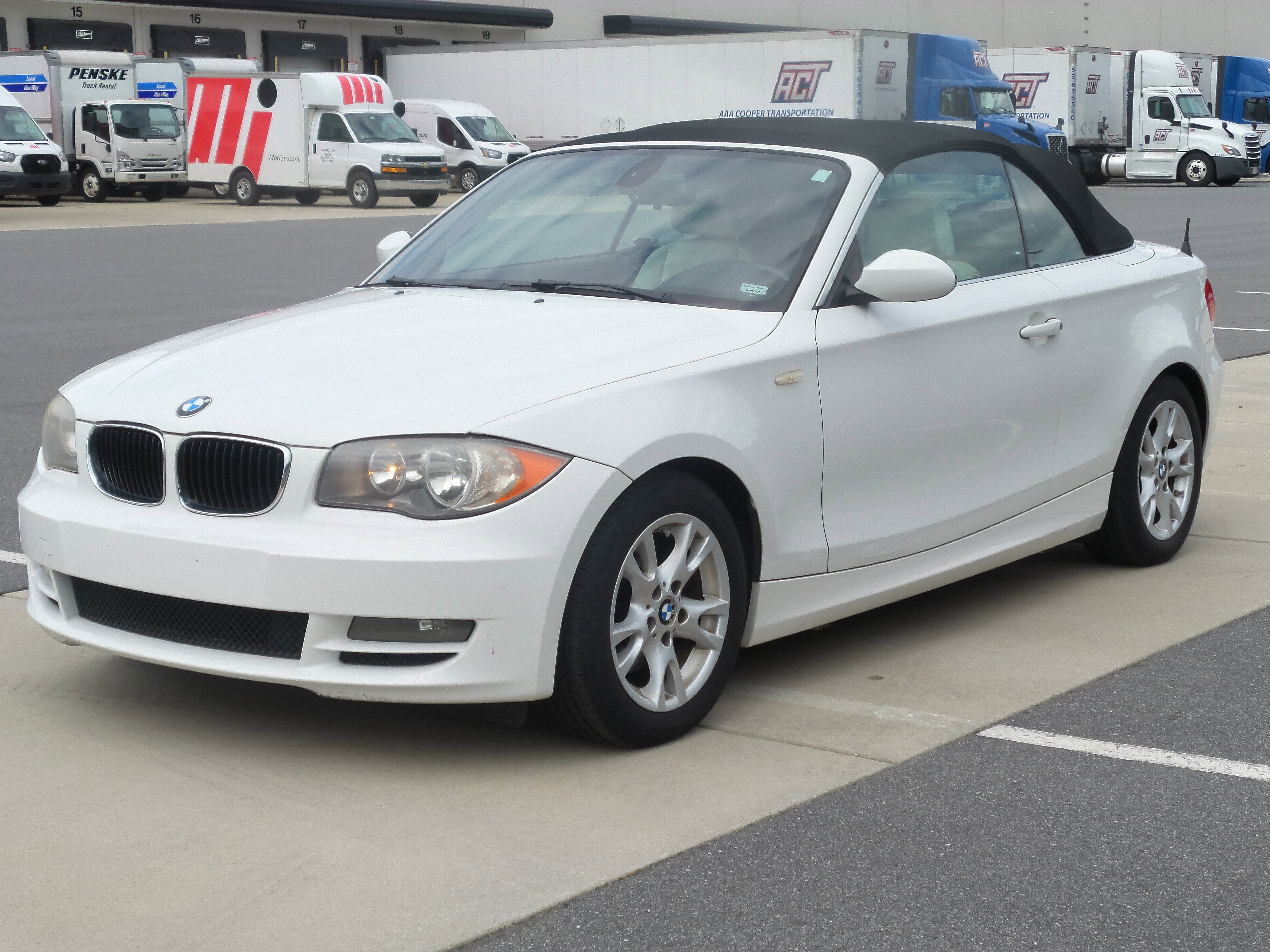 Used 2009 BMW 128i Convertible image 49