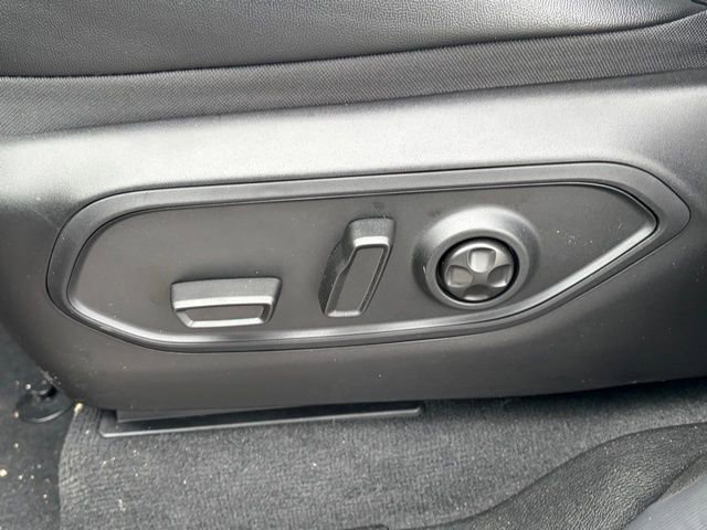 New 2026 Jeep Grand Cherokee Limited w/ Limited Altitude Package AWD/4WD image 16