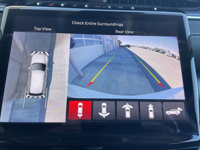 Used 2023 Jeep Grand Cherokee L Limited w/ Luxury Tech Group II image 17