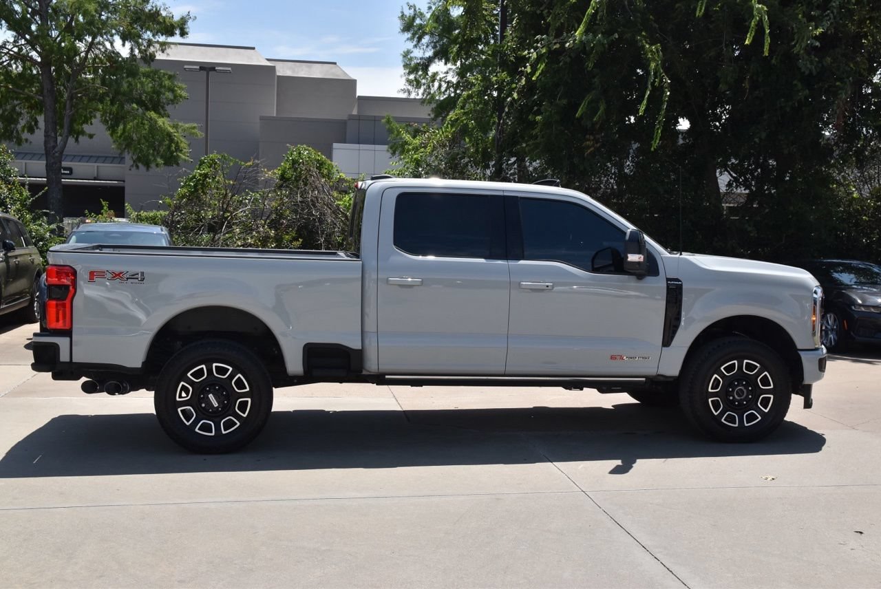 Used 2025 Ford F250 Platinum AWD/4WD image 6