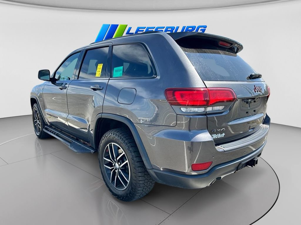 Used 2017 Jeep Grand Cherokee Trailhawk AWD/4WD image 3