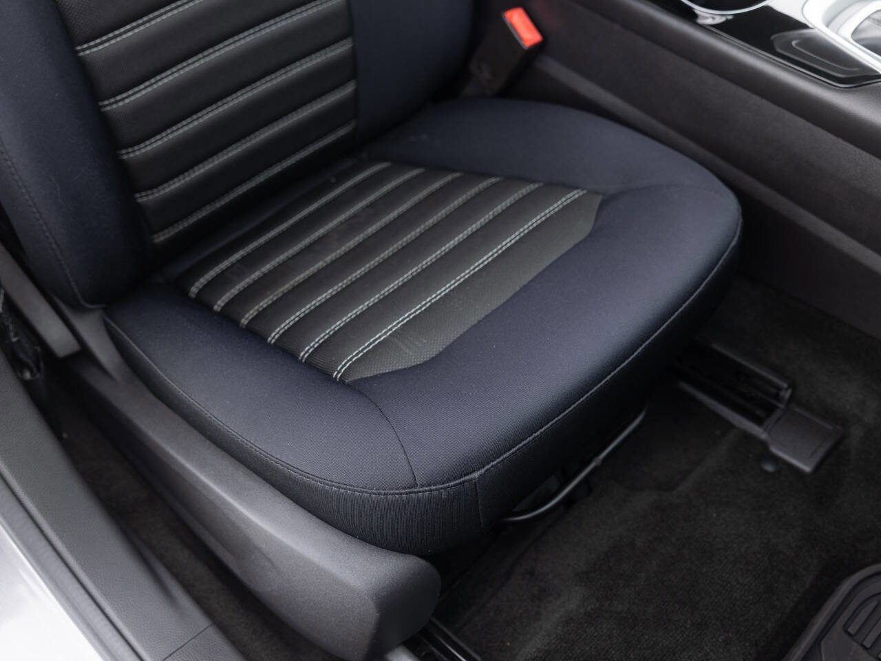 Used 2013 Ford Fusion SE image 25