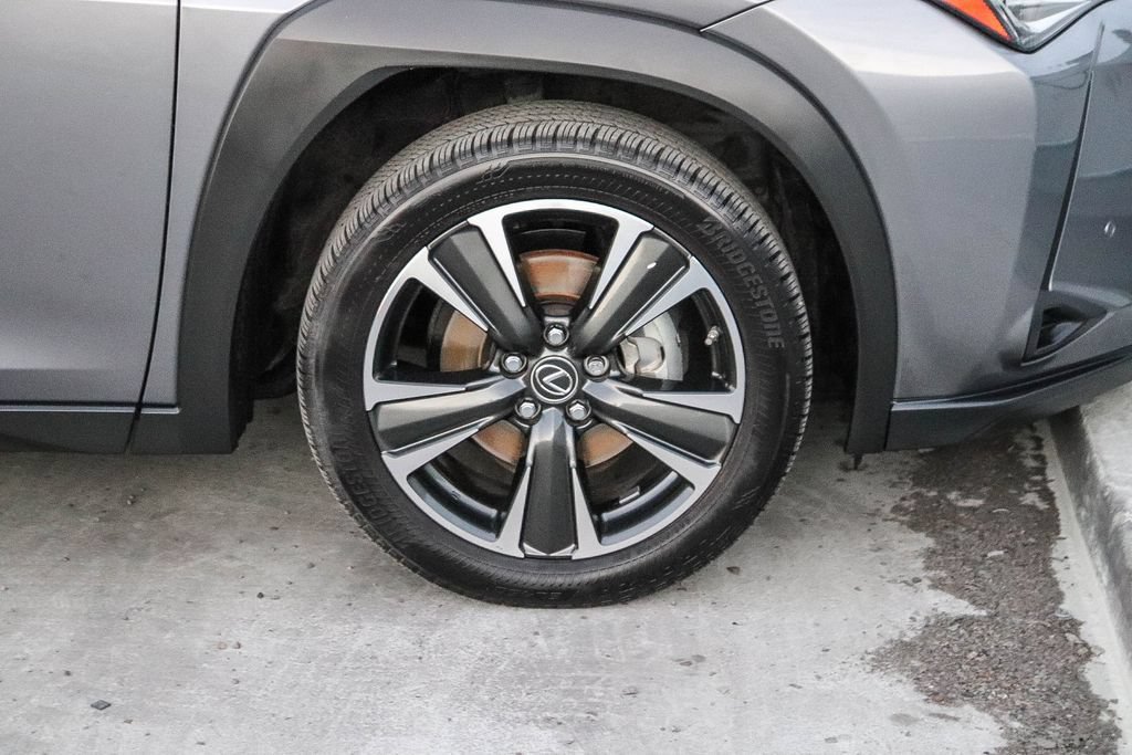 Used 2020 Lexus UX 250h w/ Premium Package AWD/4WD image 11