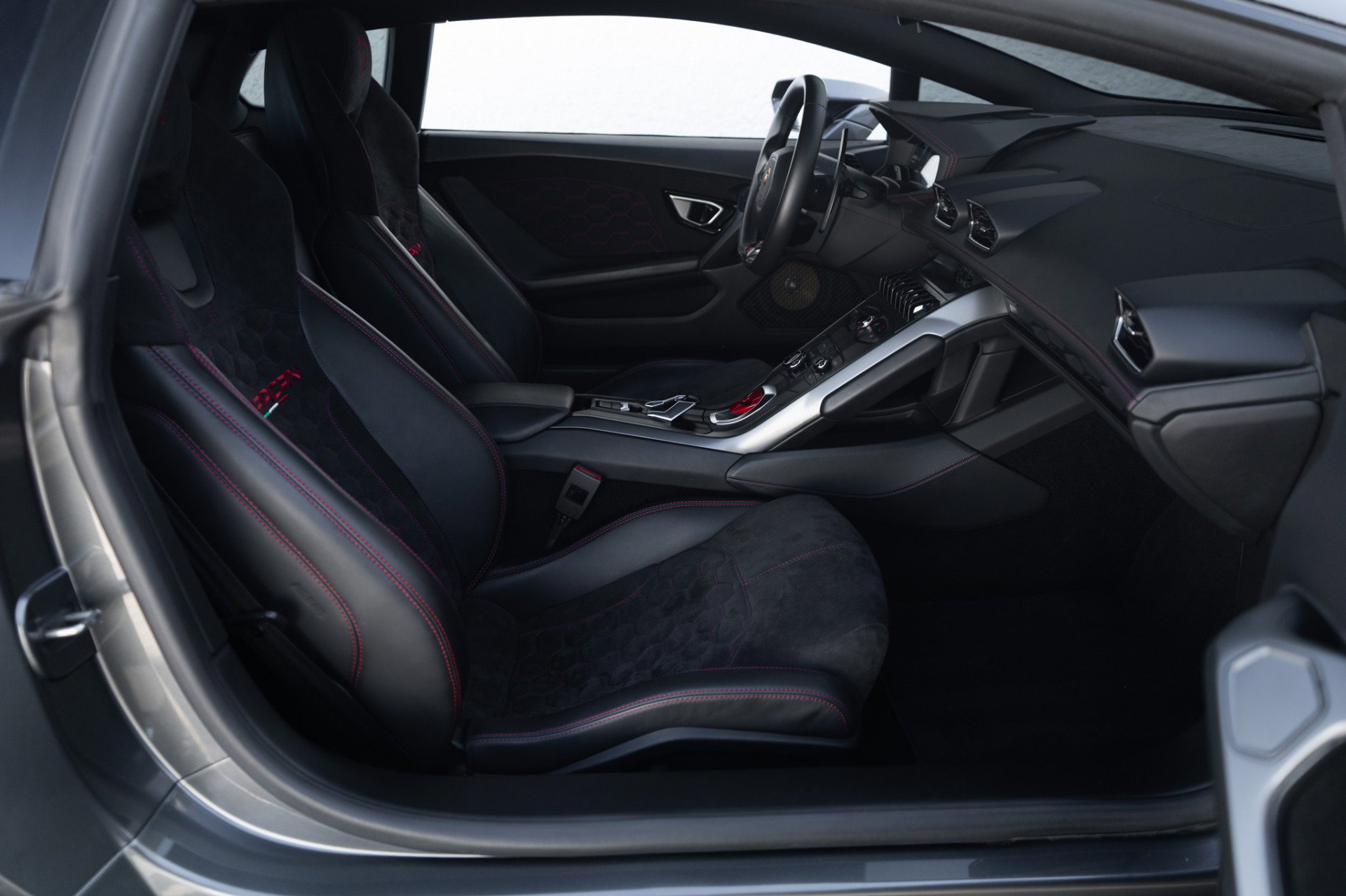 Used 2015 Lamborghini Huracan LP 610-4 image 17