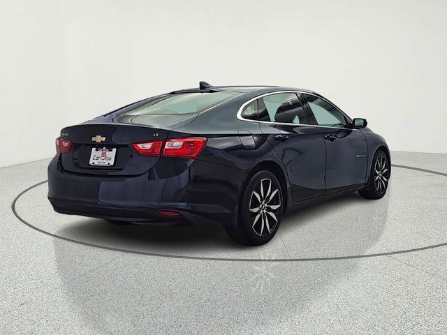 Used 2017 Chevrolet Malibu LT FWD image 6