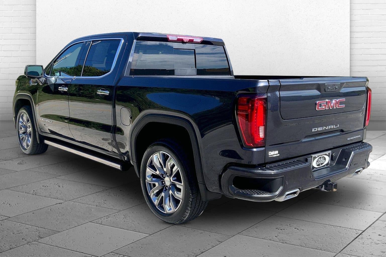 Used 2024 GMC Sierra 1500 Denali w/ Denali Reserve Package AWD/4WD image 11
