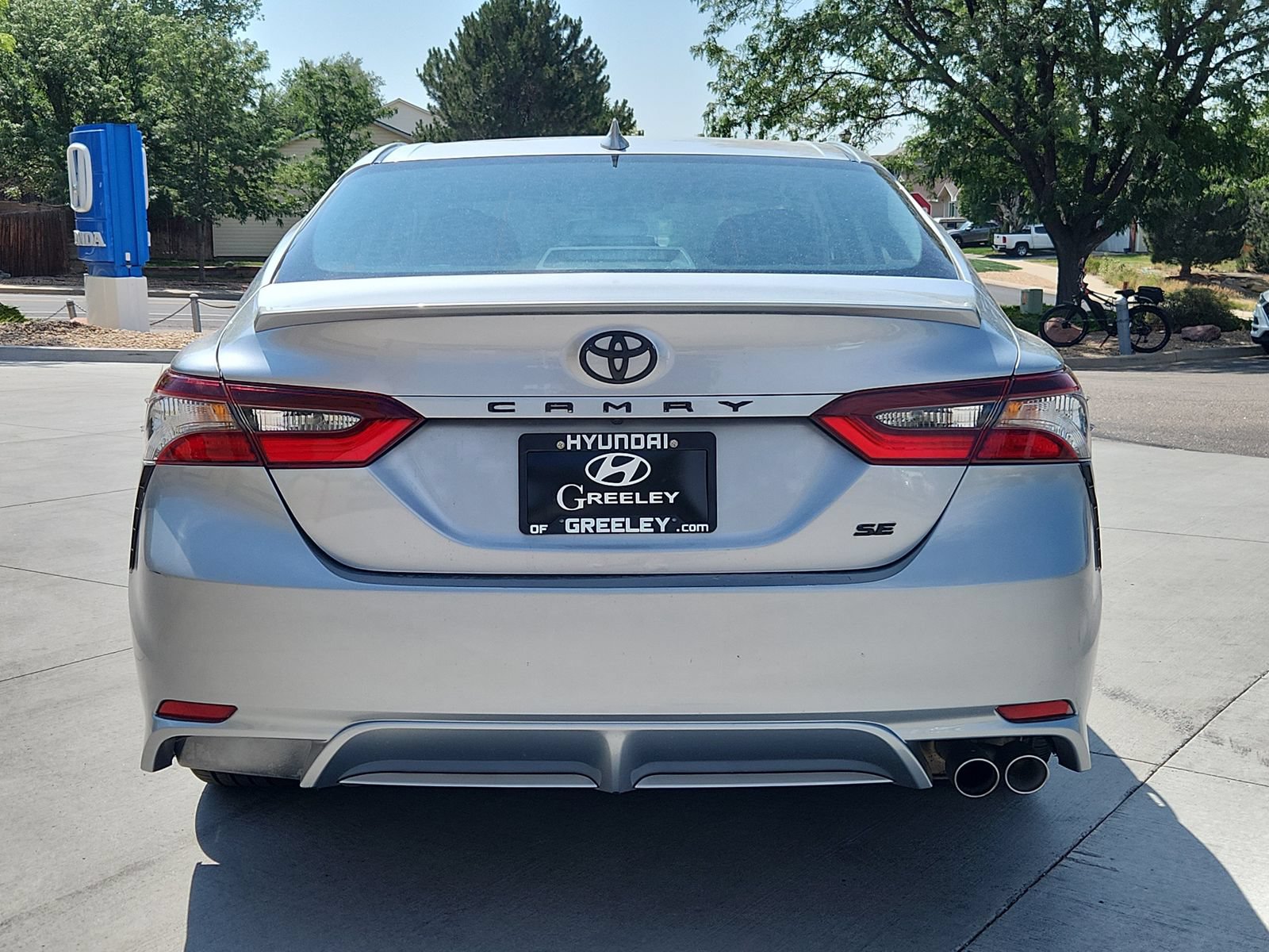 Used 2024 Toyota Camry SE FWD image 4