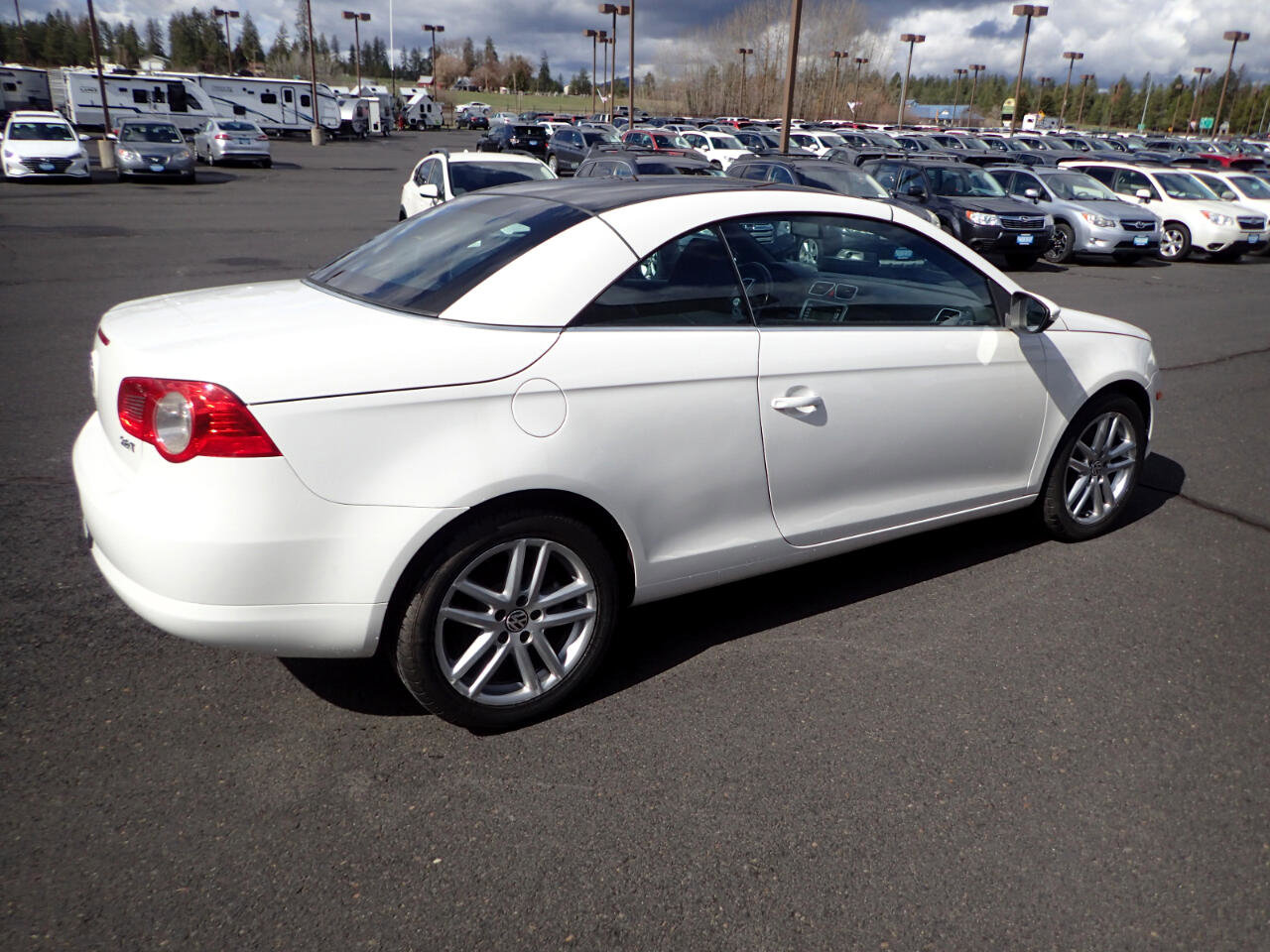 Used 2009 Volkswagen Eos Lux image 5