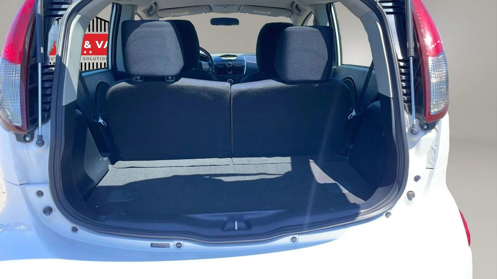 Used 2012 Mitsubishi i ES RWD image 29