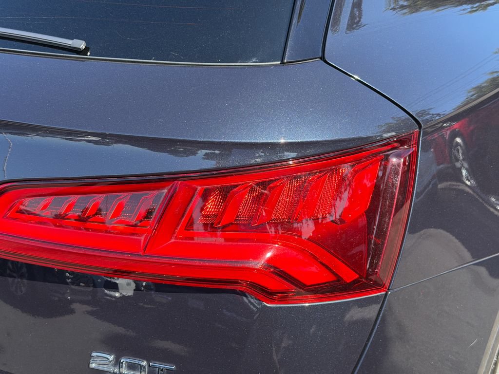 Used 2018 Audi Q5 Prestige AWD/4WD image 7