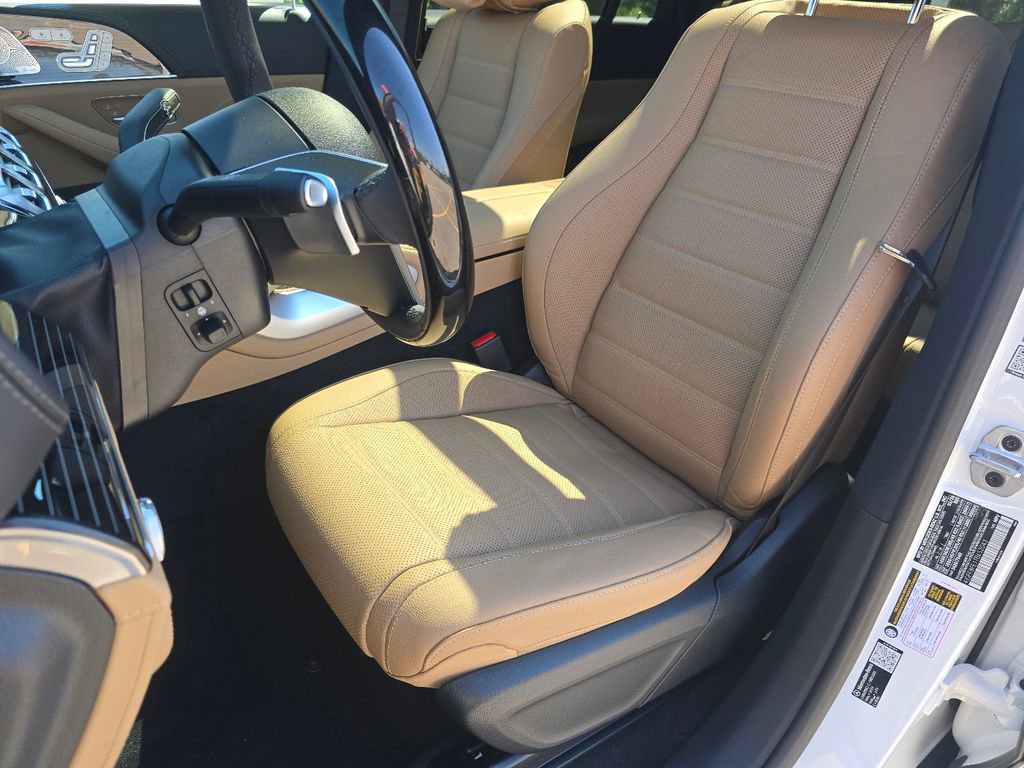 New 2026 Mercedes-Benz GLS 580 4MATIC image 25
