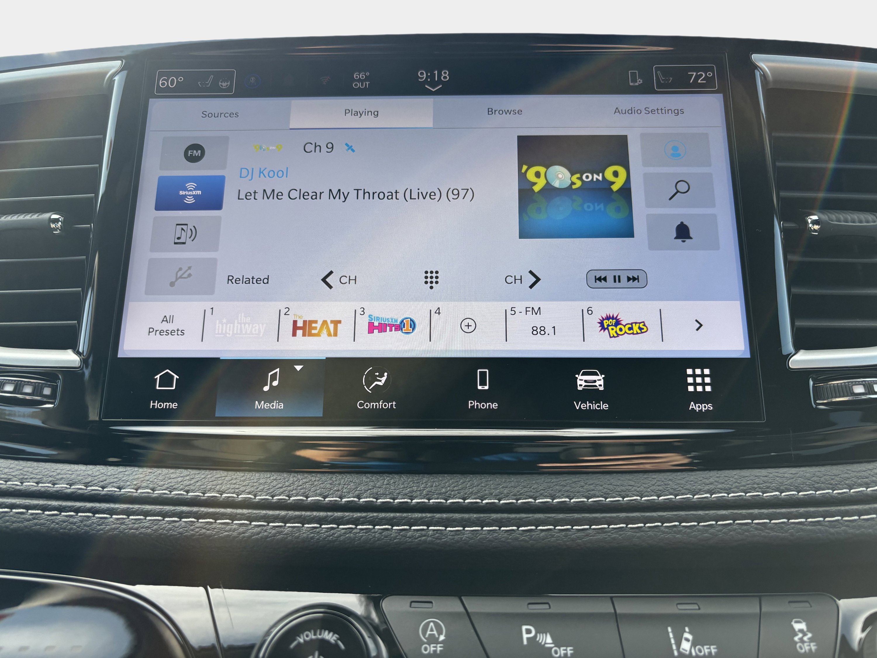 New 2026 Chrysler Pacifica Select image 15