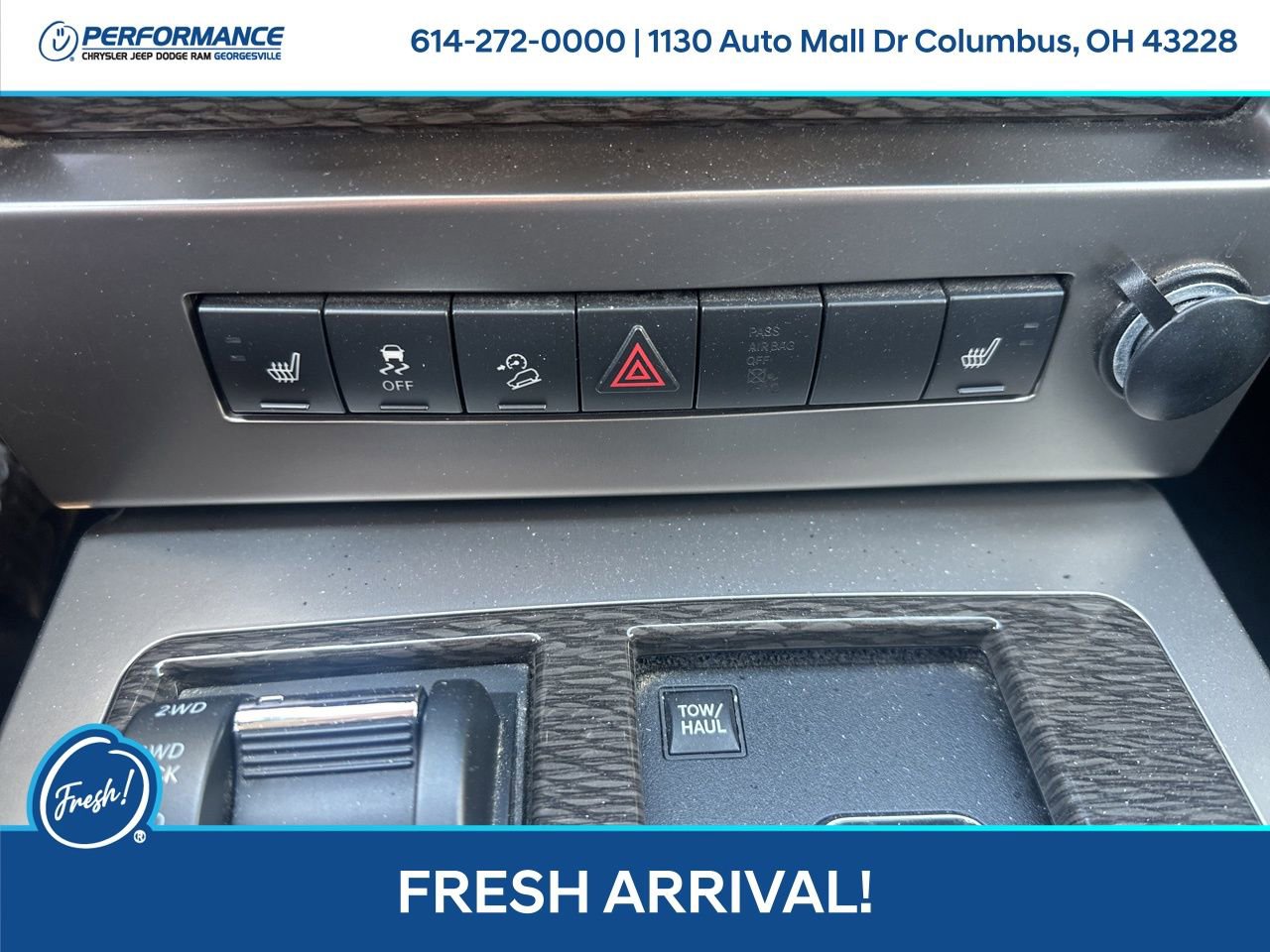 Used 2012 Jeep Liberty Limited w/ Comfort/Convenience Group AWD/4WD image 19