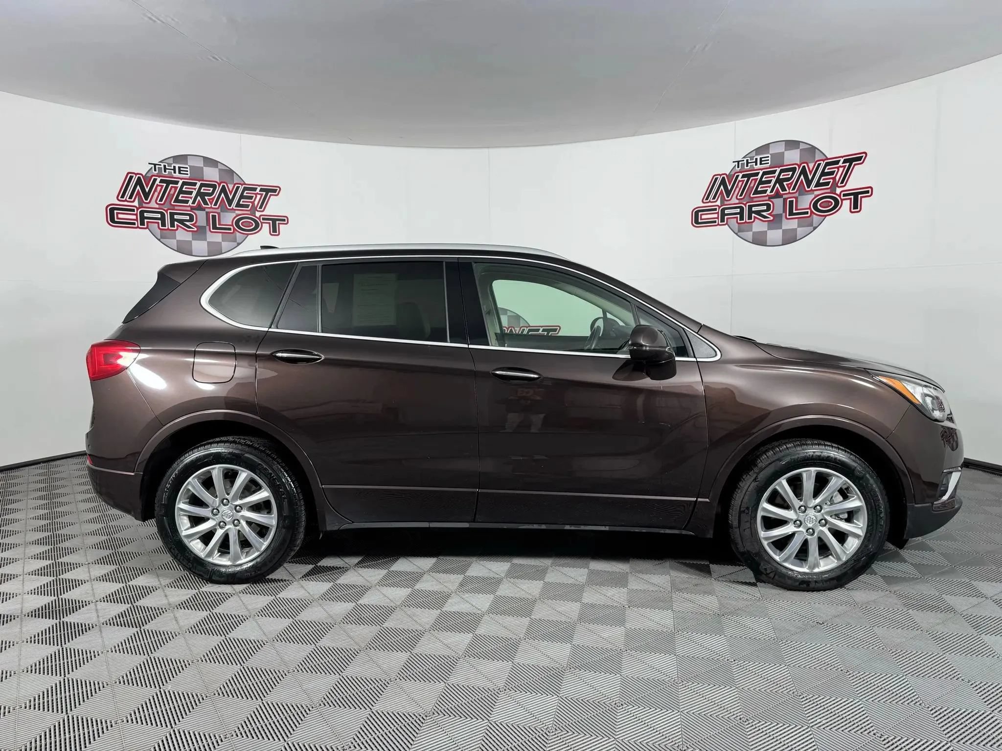 Used 2020 Buick Envision Essence AWD/4WD image 8
