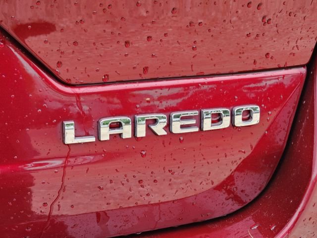 Certified 2023 Jeep Grand Cherokee Laredo AWD/4WD image 12