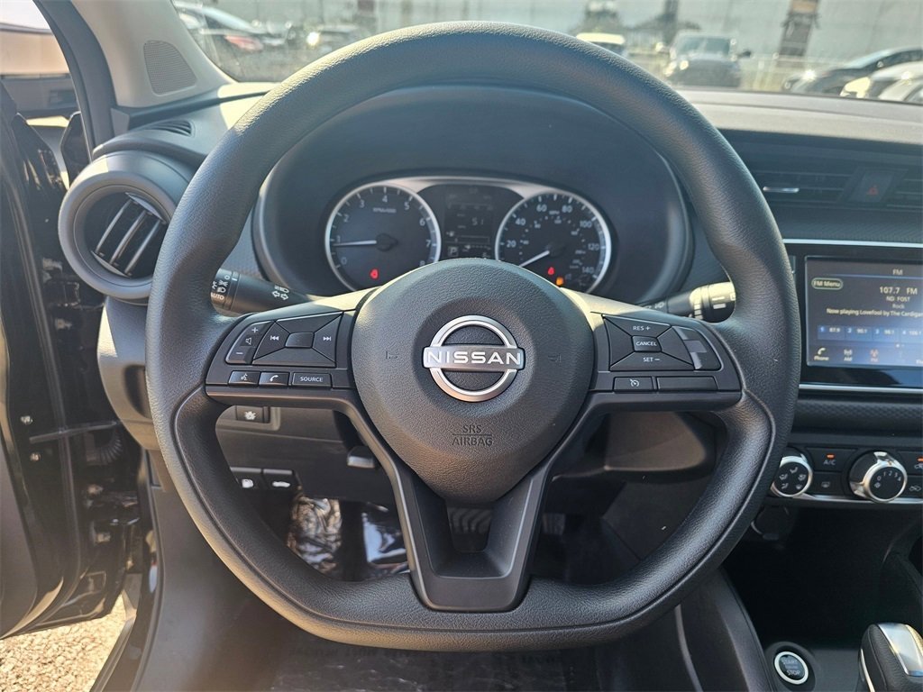 New 2025 Nissan Kicks Play S image 10