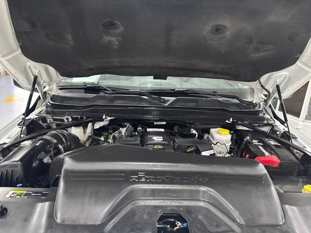 Used 2024 RAM 2500 Laramie w/ Safety Group AWD/4WD image 43