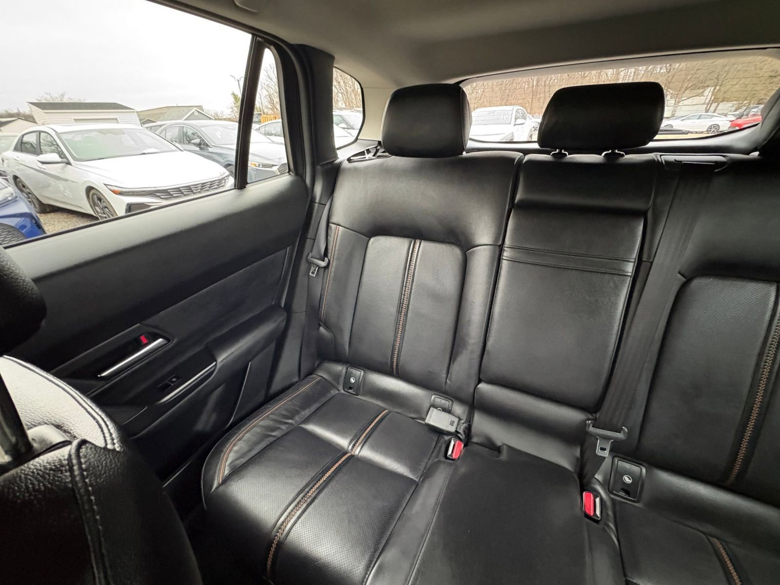 Used 2025 MAZDA CX-50 AWD 2.5 S w/ Premium Plus Pkg image 37