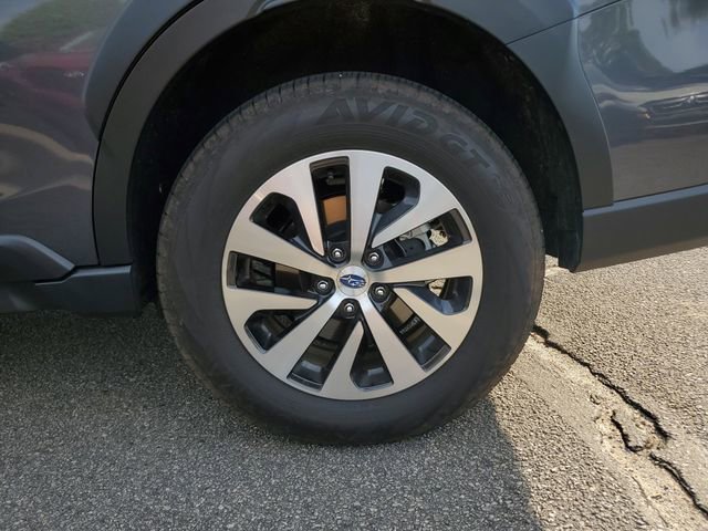 Certified 2025 Subaru Outback Premium w/ Popular Package #1A AWD/4WD image 11