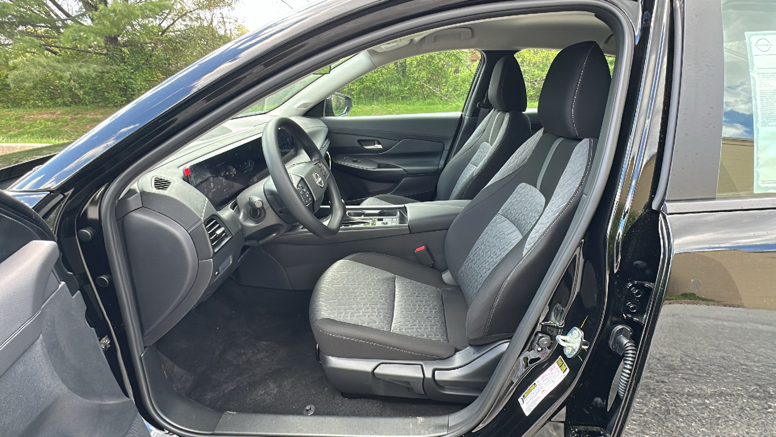 New 2026 Nissan Sentra SV w/ Floor Mat Package FWD image 8