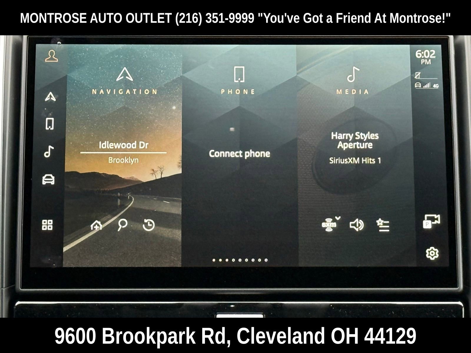 New 2026 Land Rover Discovery S AWD/4WD image 24