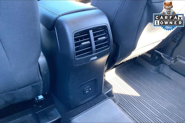 Used 2022 Ford Escape SE w/ SE Sport Appearance Package image 33