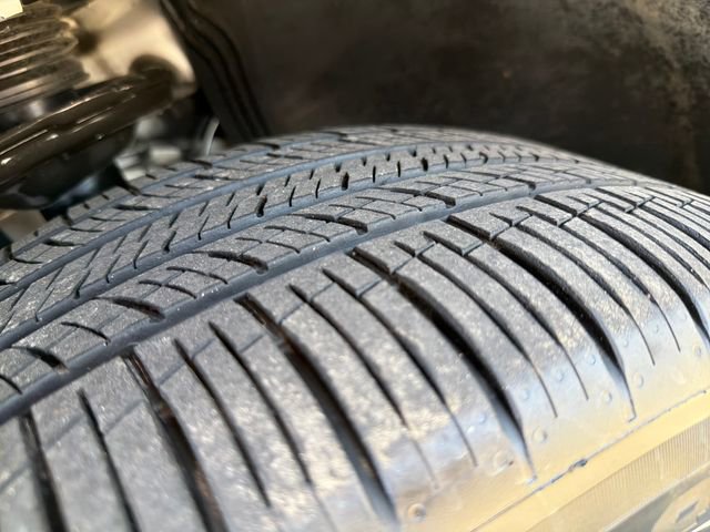 Used 2024 Volkswagen Atlas Cross Sport SEL image 10