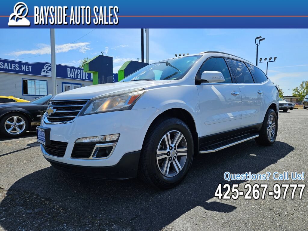 Used 2017 Chevrolet Traverse LT FWD video 1