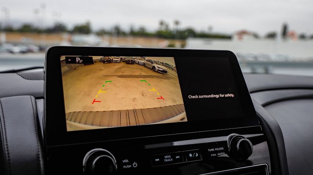 Used 2023 Nissan Armada SV AWD/4WD image 29