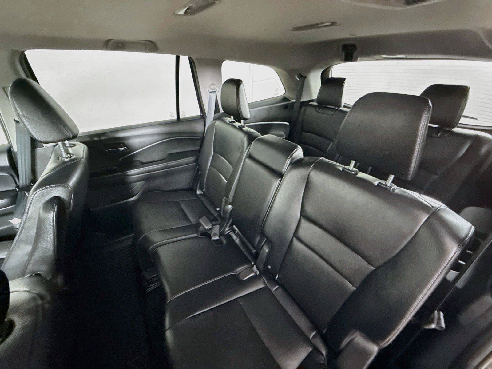 Used 2017 Honda Pilot EX-L image 11